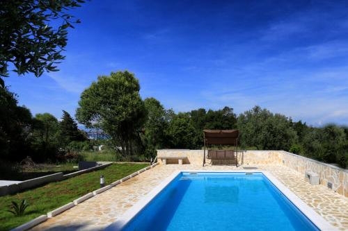 House KIA - image 6