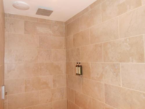 South Park Guest House - image 4