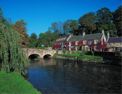 The Swan Hotel - image 2