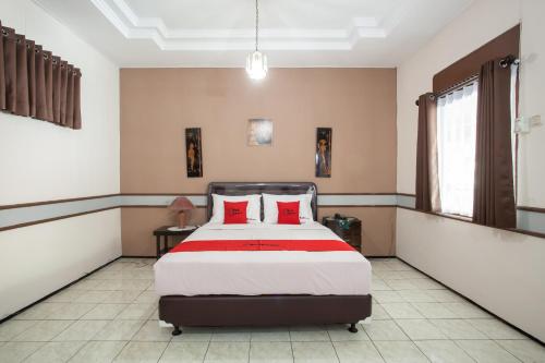 RedDoorz near Balai Kota Malang