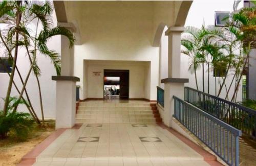 Budget Medium  Bedroom @Suria Kipark Damansara Apt - image 2