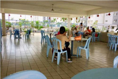 Budget Medium  Bedroom @Suria Kipark Damansara Apt - image 12