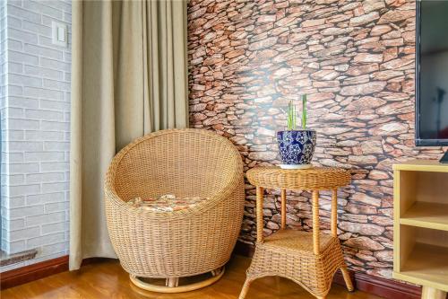 Apartment with Balcony image 7