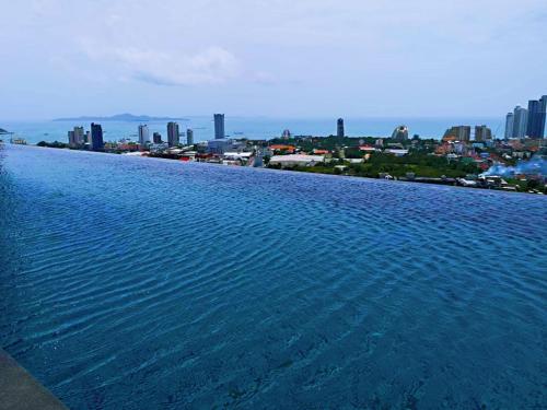 Pattaya posh（infinity pool） Pattaya posh（infinity pool）