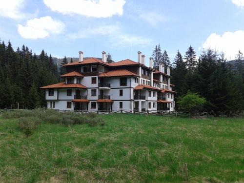 RELAX aпартаменти, Смолянски езера, вила ВЕНЕРА, к-с Маунтин Лейк, Smolyan (foto 2)