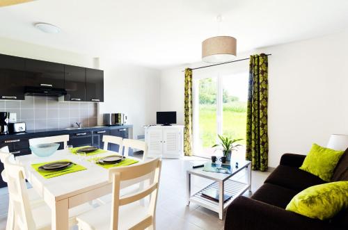 3 bedrooms, 5 beds
