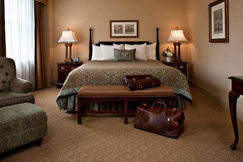 The Saint Paul Hotel The Saint Paul Hotel is perfectly located for both business and leisure guests in Saint Paul (MN). Featuring a complete list of amenities, guests will find their stay at the property a comfortable one