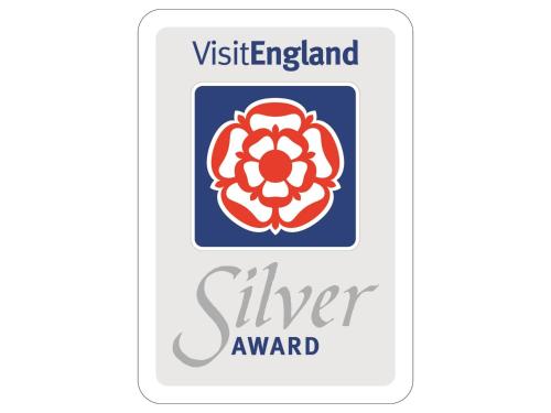 Anton Guest House Bed and Breakfast - image 8