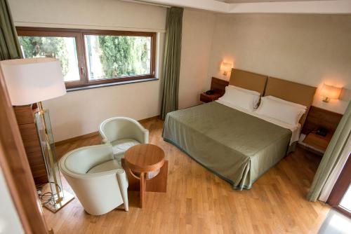 Solofra Palace Hotel & Resort in Solofra