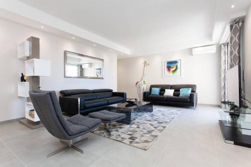 Marriott- Croisette: Superb 3 bedrooms/ 3 baths - image 5