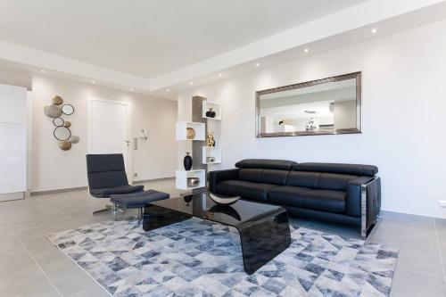 Marriott- Croisette: Superb 3 bedrooms/ 3 baths - image 8