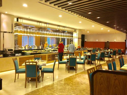 Fortune Park Hotel Dubai Investments Park - Restaurant