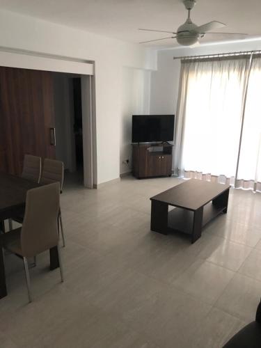 Brand new Lux apartment Mackenzie
