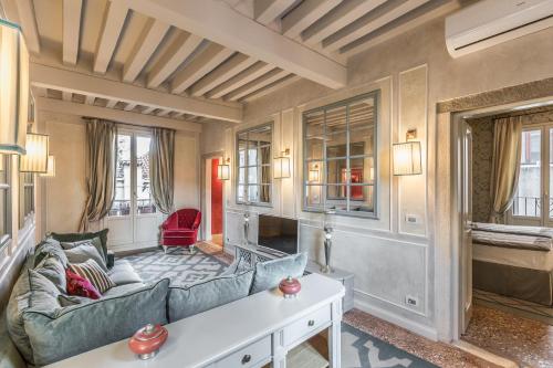 Ca' Dell'Opera Luxury Apartment with Terrace - image 14
