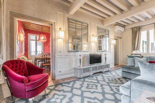 Ca' Dell'Opera Luxury Apartment with Terrace - image 13