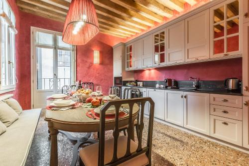 Ca' Dell'Opera Luxury Apartment with Terrace - image 8