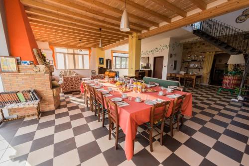 Étterem, La Casa Rossa Country House in Piazza Armerina