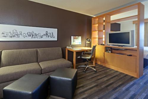 King Studio Suite