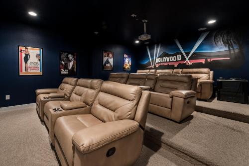 . Spacious Home Near Disney with Private Pool, Movie Room, Air Hockey Table & Resort Amenities - 530B