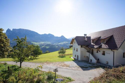  Brunnerhof-Schrof, Pension in Klobenstein bei Oberinn