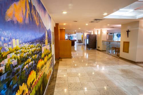 Hotel Plaza Calzada - 로비