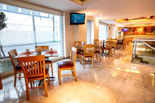Hotel Plaza Calzada - 레스토랑