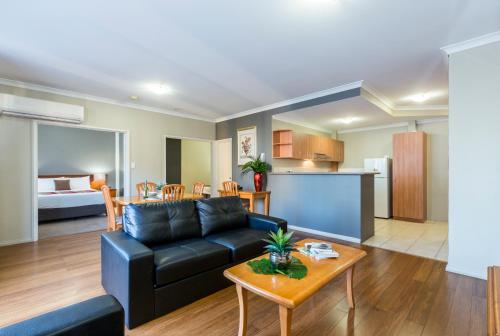 Mont Clare Boutique Apartments