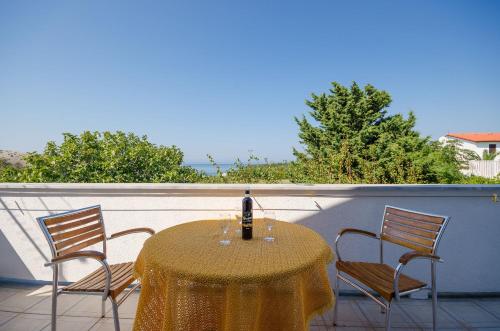  Apartment Ladislav in Lopar