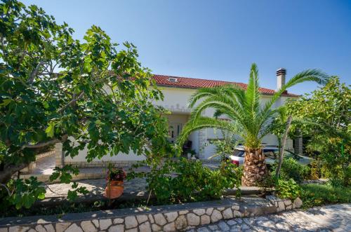  Apartment Ladislav in Lopar