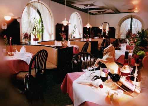 ห้องอาหาร, Hotel Goldener Hirsch in รูทเท