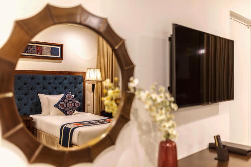 Double room, superior, city view, balcony