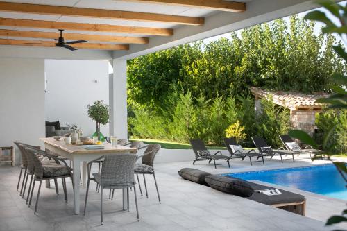  Villa E - Stunning modern Villa in Čepljani