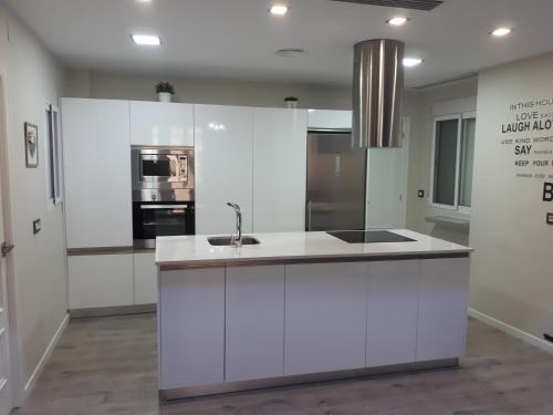 Amplio apartamento en centro histórico, Valencie (fotografie 8)