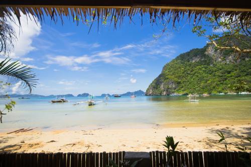 Maligaya Beach Bungalows 5