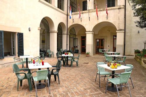 Tegevused, Ostello Palazzo Pierantoni in Foligno