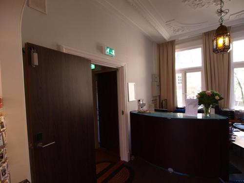 Hotel Clemens - image 2