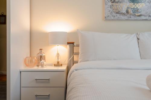 Stylish and Homely 4 Bedroom Home in East London, London (photo 6)