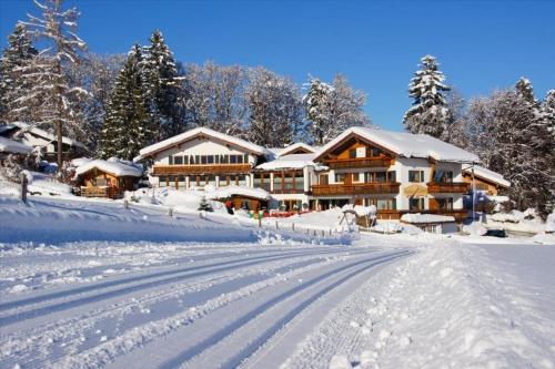 Landhotel Alphorn - Hotel - Ofterschwang