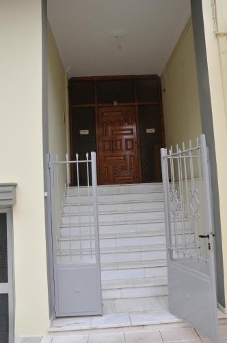  Home away from Home, Unterkunft in Patras