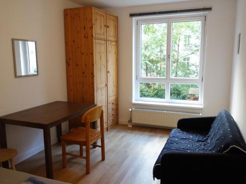 Private Rooms in Prenzlauerberg, Berlino (foto 7)