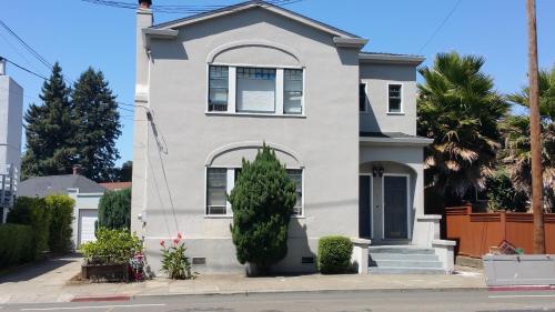 Spacious, Sunny House in Berkeley/Oakland Rockridge