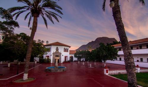 Hotel Playa de Cortes - 숙소 외관