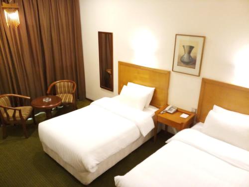 Two-Bedroom Suite image 7