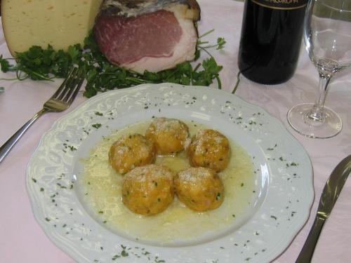 Hotel Victory in Thayl