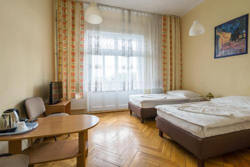 Savoy Wrocław – Wroclaw, MA