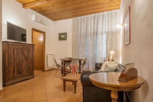 Villa Borghese Roomy Flat, Rome (photo 7)