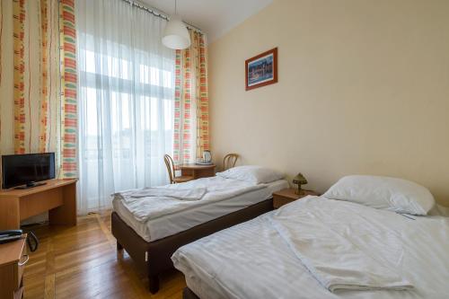 Savoy Wrocław – Wroclaw, MA
