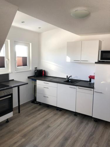 Ruhige Ferienwohnung-Gästezimmer Jacobi in Calden - image 7