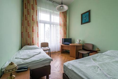 1 twin bed