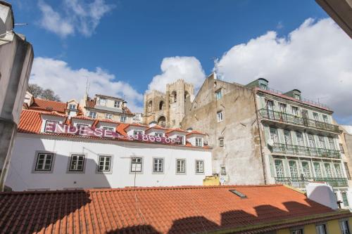 LovelyStay - Fancy Apartment in the heart of Lisbon - image 8